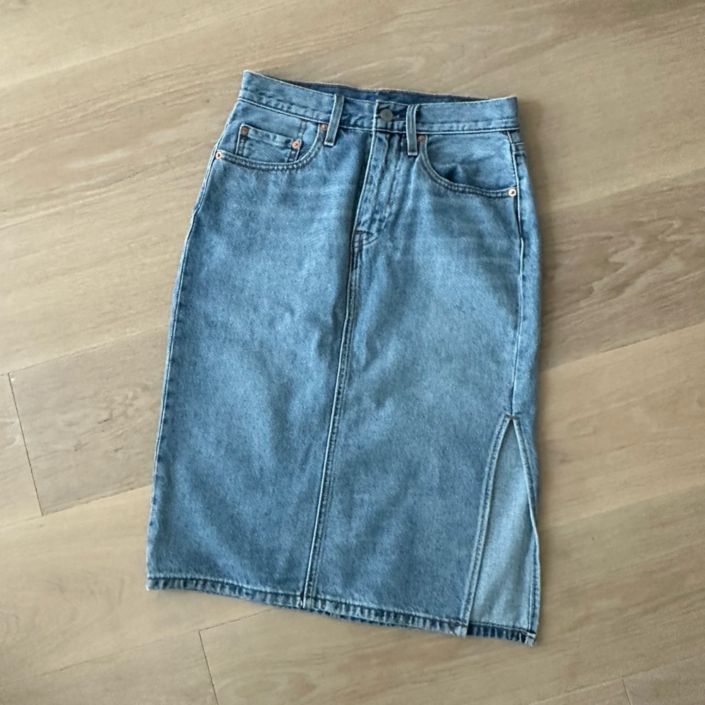 Levi’s Denim Skirt